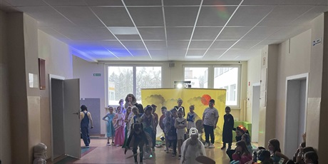 Powiększ grafikę: bal-karnawalowy-673507.jpg