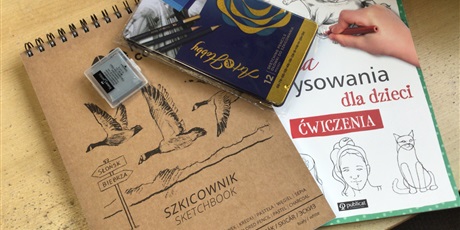 Powiększ grafikę: dzien-spadajacego-liscia-wyniki-konkursu-650443.jpg