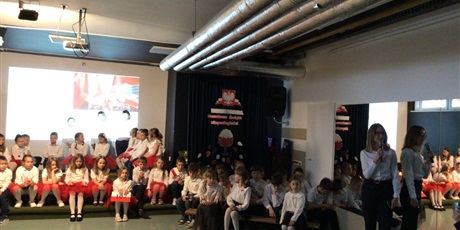 Powiększ grafikę: narodowe-swieto-niepodleglosci-klasy-i-iii-653843.jpg