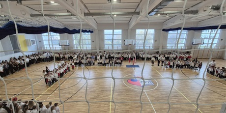 Powiększ grafikę: uroczysta-akademia-z-okazji-swieta-niepodleglosci-653409.jpg