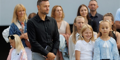 Powiększ grafikę: uroczyste-rozpoczecie-roku-szkolnego-2025-2026-636857.jpg