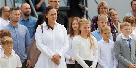 Powiększ grafikę: uroczyste-rozpoczecie-roku-szkolnego-2025-2026-636858.jpg