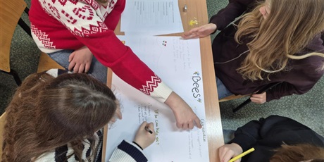 Powiększ grafikę: Co u nas słychać